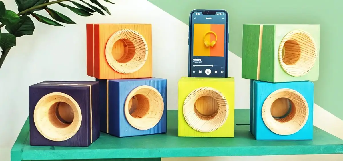 showing the image of vaia cube a green business