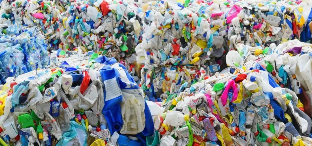 showing the image of clothig recycling project extra life