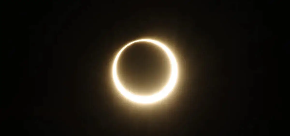 Showing the image of annular solar eclipse 2026
