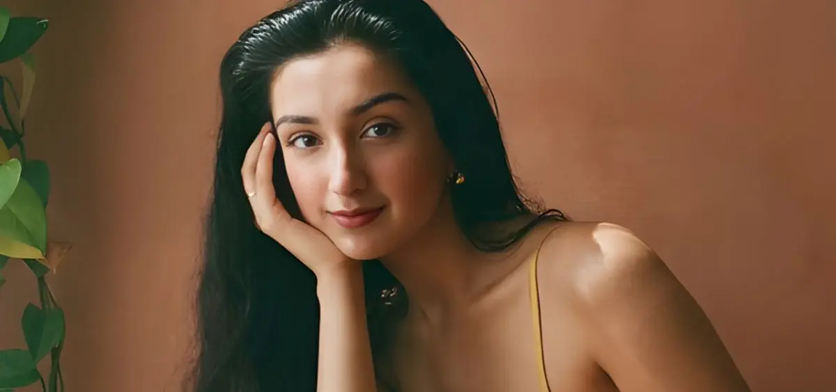 showing the image of sustainable fashion influencers